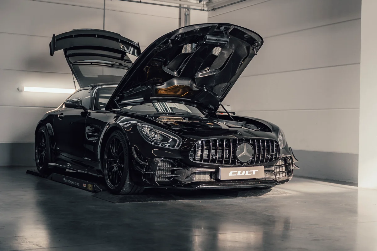 CULT AMG GTR